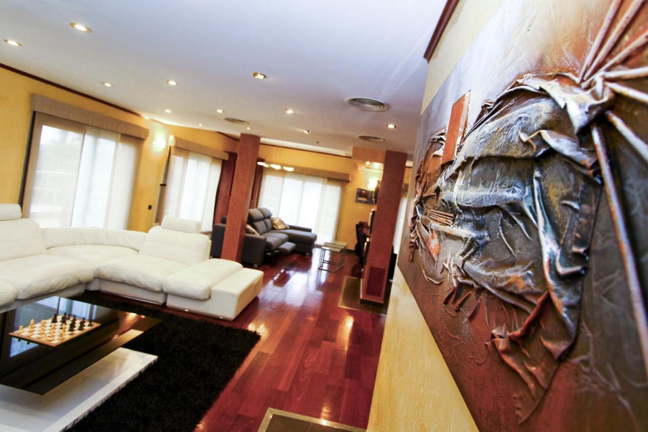 Villa Planet Salou Luaran gambar